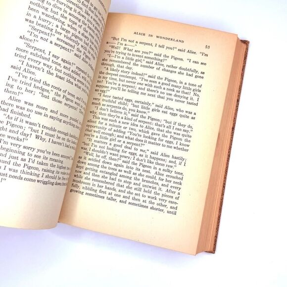 Vintage Alice’s Adventures in Wonderland by Lewis Carroll Books Inc - Picture 8 of 8